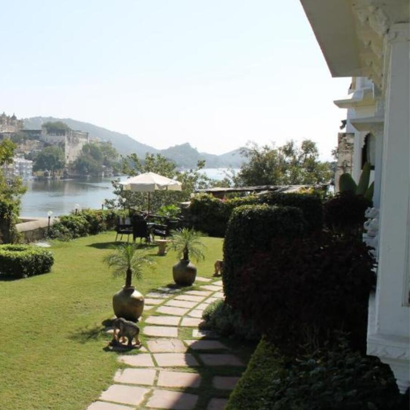 Heritage Hotel Creative Holiday