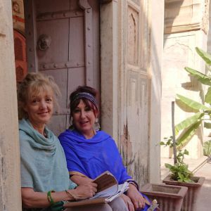 Group creative retreats